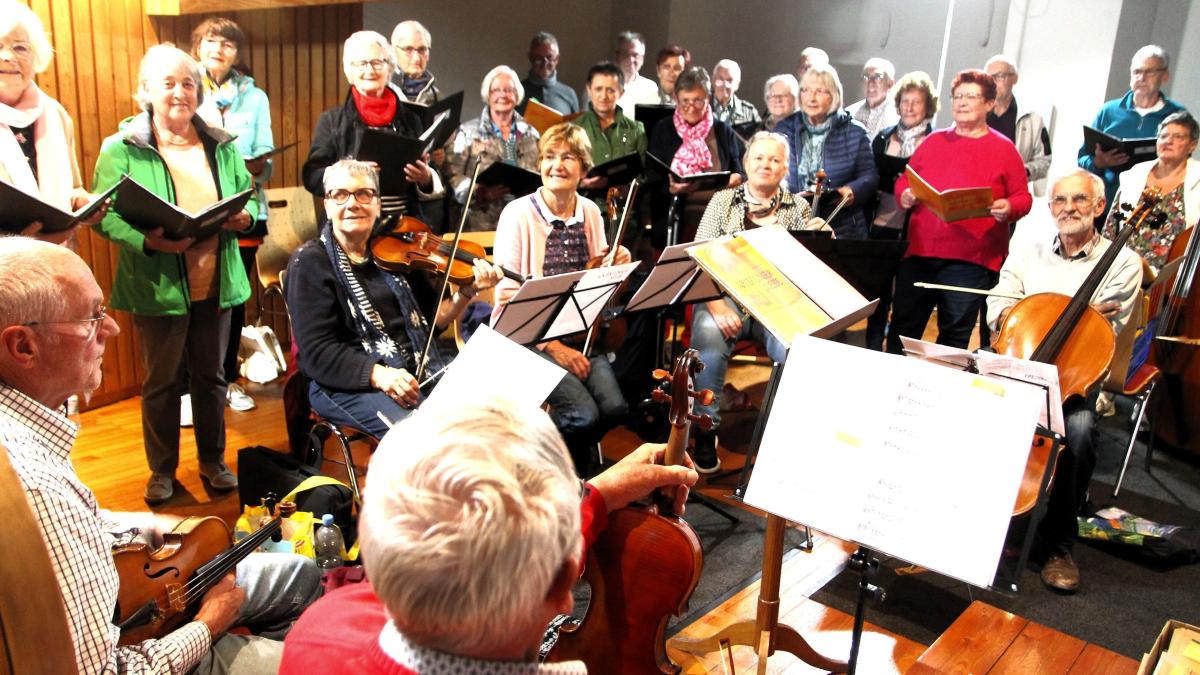 Chor Jubil Um Drei Frauen Singen Schon Seit Jahren Mit