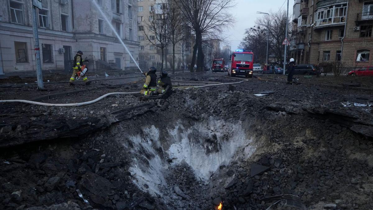 Krieg In Der Ukraine Massiver Raketenangriff Fordert Verletzte In Kiew