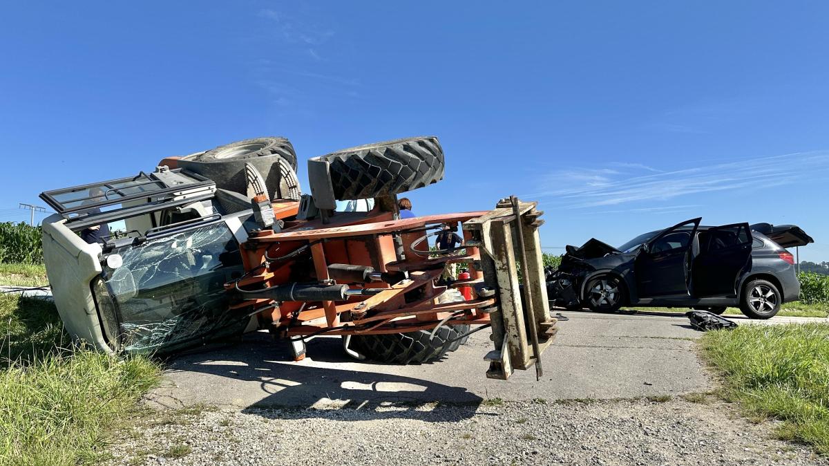 Waltenhausen Unfall Bei Waltenhausen Radlader Und Auto Sto En Frontal