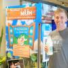 „Nachbar’s Muh“ heißen die Milchzapfautomaten, mit denen Markus Sauer und seine Familie Frischmilch aus Stepperg anbieten. Die Automaten stehen in zwei Supermärkten in Neuburg. 