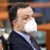 Der Druck auf Gesundheitsminister Jens Spahn steigt nach dem Umgang mit angeblich minderwertigen Masken.