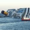 Der Rumpf der «Costa Concordia» soll auf 70 Meter Länge aufgerissen sein. Foto: Enzo Russo dpa