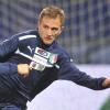 Die Polizei suchte Domenico Criscito im italienischen Trainingslager auf. Foto: Carlo Ferraro dpa