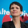 Die Vorsitzende der AfD, Frauke Petry. Augsburgs Oberbürgermeister Kurt Gribl hält nichts davon, ihren Auftritt zu verhindern.
