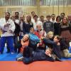 Das Judo-Team des TSV Wemding konnte beim Schwabenliga-Finale in Friedberg in einem wahren Krimi den Titel gewinnen. Das Gruppenbild zeigt die erfolgreiche Mannschaft mit Coach Marco Schmidt (links stehend) und Abteilungsleiter Jörg Fackler (Zweiter von links).