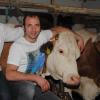 „Wir stehen nicht unter so großem finanziellen Druck.“ Die Brüder Peter und Johannes Lidl produzieren mit ihrem Familienbetrieb in Baierberg A2-Milch. 