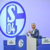 Schalkes Vorstands-Chef Bernd Schröder bei der Mitgliederversammlung im Juni. Nun verlässt er den Verein.