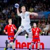 Die deutschen U-21-Handballer um Florian Kranzmann (M.) erreichten das WM-Finale.