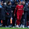 Liverpools Darwin Nunez (M) hatte nach dem Remis gegen Manchester einen kleinen Wortwechsel mit City-Coach Pep Guardiola (hinten).