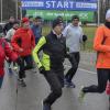 Laufend Gutes tun, das war die Devise beim Silvesterlauf in Landsberg, an dem in diesem Jahr rund 50 Sportler teilnahmen. 	