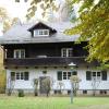 Das „Haus Hubertus“ ist das Geburtshaus von Rainer Werner Fassbinder, dem prägenden Filmemacher in der Nachkriegsgeschichte Deutschlands. 