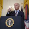 Joe Biden, Präsident der USA, spricht über den amerikanischen Truppenabzug aus Afghanistan im East Room des Weißen Hauses.