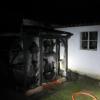 Ein Gewächshaus in Steppach ist in der Nacht zum Mittwoch vollkommen ausgebrannt.  	