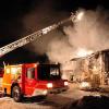 Ein Feuer in einer Maschinenhalle bei Mödingen (Kreis Dillingen) hat am Dienstagmorgen rund 500.000 Euro Schadenverursacht.
