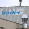 Der Stammsitz der Firma Bader in Senden (hier im Bild) wird aufgegeben, das modernere Werk in Babenhausen darf wohl bleiben. Noch in dieser Woche soll sich entscheiden, welcher Investor den Zuschlag bekommt. 	