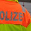 Die Polizei hat in Harburg einen betrunkenen Pkw-Fahrer erwischt. Der handelte sich weiteren Ärger ein.
