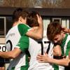 Der FC Gundelfingen kämpft sich mehr und mehr aus dem Tabellenkeller. Beim 4:0-Sieg gegen den SC Oberweikertshofen hatten die Grün-Weißen reichlich Grund zum Jubeln, allein an drei Toren war Jonas Schneider (Mitte) als Schütze und Vorlagengeber beteiligt.