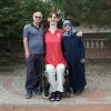 Selbst im Rollstuhl sitzend ist Rumeysa Gelgi so groß wie ihre Eltern. Die Türkin ist mit 215,16 Zentimetern offiziell die größte lebende Frau der Welt.