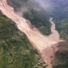 Mit Sprengungen will Nepals Armee den Damm, der nach einem Erdrutsch ein Himalaya-Tal blockiert, beseitigen.