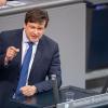 Der CSU-Bundestagsabgeordnete Tobias Zech hat am Donnerstagabend sein Mandat und alle Parteiämter niedergelegt.
