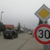Bis Ende 2020 durften Autofahrer in der Windener Straße nur 30 km/h fahren. Die Geschwindigkeitsbegrenzung war jedoch rechtswidrig, wie sich herausstellte. 