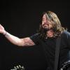 Dave Grohl und die Foo Fighters sind mit ihrem Album an die Spitze der Charts geschossen. dpa