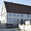 Das ehemalige Gasthaus „Oberer Wirt“ am Herrenberg in Unterthürheim hat einen neuen Eigentümer.