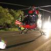 Mit dem Rettungshubschrauber musste ein 20-jähriger Autofahrer ins Krankenhaus geflogen werden. Er wurde bei einem Unfall schwerst verletzt.  
