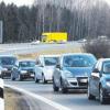 Jeden Tag zwischen 16 und 18 Uhr bilden sich Staus auf der Autobahnausfahrt Vöhringen. Diese Überbelastung führt manchmal im Bereich von Standstreifen und Abbiegespur zu Fast-Unfällen.  