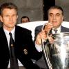 Der ehemalige Real-Präsident Lorenzo Sanz 1998 nach dem Gewinn der Champions League mit dem damaligen Trainer Jupp Heynckes.