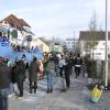 Beim Faschingsumzug in Mertingen waren am Sonntag bis zu 10.000 Feiernde auf den Straßen.