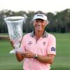 Der Anhauser Golf-Profi Bernhard Langer gewinnt sein 45. Turnier auf der PGA-Tour und zog damit mit der US-Legende Hale Irwin gleich. 