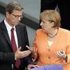 Merkel zum zweiten: Mit dem einstigen Außenminister Guido Westerwelle (FDP) bildete sie auch in der Puppenkiste eine ...