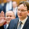 Überraschungs-Minister: Hans Reichhart, 36, aus dem Landkreis Günzburg verantwortet die Themen Bauen und Verkehr. 