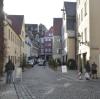 Weil Leitungen verlegt werden, wird die Augsburger Altstadt stellenweise zur Baustelle.