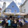 Bei vielen Konzerten war die Terrasse des Cafés Dahoam in Aichach voll besetzt. So wie beim Auftritt von Sänger Andreas Kümmert und Michael Germer (Schlagzeug) im vergangenen Jahr.