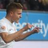 Alfred Finnbogason jubelte gegen Gladbach über seinen ersten Treffer im Trikot des FC Augsburg.