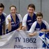 Der Jubel war groß: Die Badmintonspieler des TV Dillingen III sind Bayernliga-Meister.   


