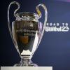 Der Champions League Pokal während der Auslosung des Achtelfinales der UEFA Champions League 2022/23.