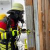 Die mobile Atemschutzstrecke des Landkreises Aichach-Friedberg war zum ersten Mal in Mering. Zehn Männer und eine Frau nahmen an der Ausbildung teil.