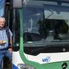 LT-Mitarbeiter Alwin Reiter pendelt seit 45 Jahren von Geltendorf nach München und hat die neue Busverbindung zur S-Bahn-Station Mammendorf getestet. 