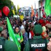 Mehrere hundert Demonstranten haben gestern Abend die angekündigte Kundgebung der rechtsextremen NPD in der Neu-Ulmer Innenstadt verhindert.