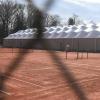 Noch sind die Tennisanlagen in Bayern geschlossen. Doch der BTV hat einen Notfallplan für die Punktspiele erarbeitet. 