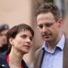 Frauke Petry und ihr Ehemann, der AfD-Spitzenkandidat für die Landtagswahl in Nordrhein-Westfalen, Marcus Pretzell, bei einer Wahlkampfveranstaltung.