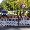Seit Dienstag ist die B16 zwischen Ichenhausen und Hochwang wegen Deckensanierungsarbeiten für den Verkehr gesperrt. 