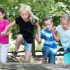 Beim Illertisser Ferienspaß ist einiges geboten. Von einer eigenen Kinderspielstadt bis hin zu fliegenden Kerzen.