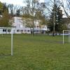 Neben der Grundschule in Leeder soll der Spielplatz für über 200.000 Euro ausgebaut werden.