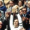 Franz Beckenbauer dominierte Mitte der 70er Jahre zusammen mit seinen Münchner Kollegen den Fußball. 1974 gewann er mit der Nationalmannschaft den WM-Titel.