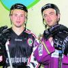 Auf dem Eis Teamkollegen, beim Inlinehockey Kontrahenten: die beiden ERCI-Stürmer Patrick Buzas (links) und Thomas Greilinger (rechts). Foto: Dirk Sing