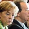 Deutschlandtrend: Merkels Vorsprung schmilzt